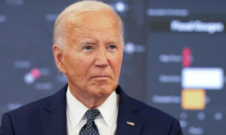 Tổng thống Joe Biden cảm ơn nhà lãnh đạo Nigeria vì vai trò trong việc thả cựu đặc vụ liên bang